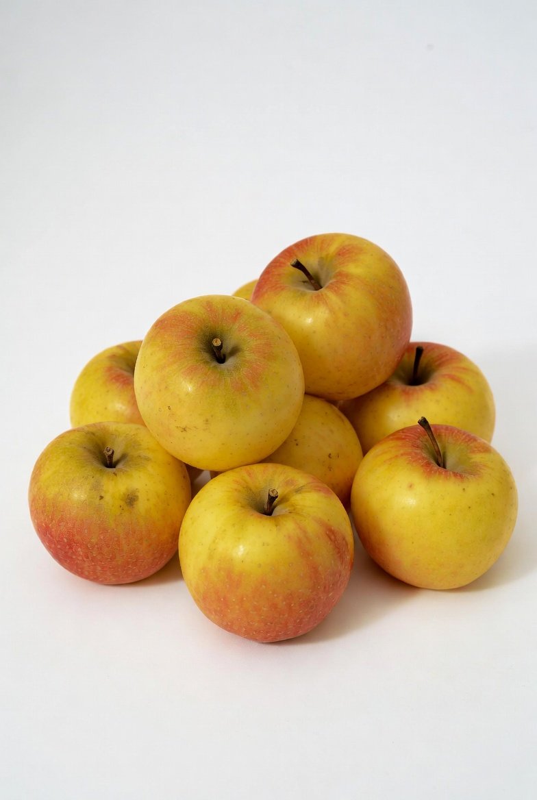 Apple Golden Delicious Per Kg