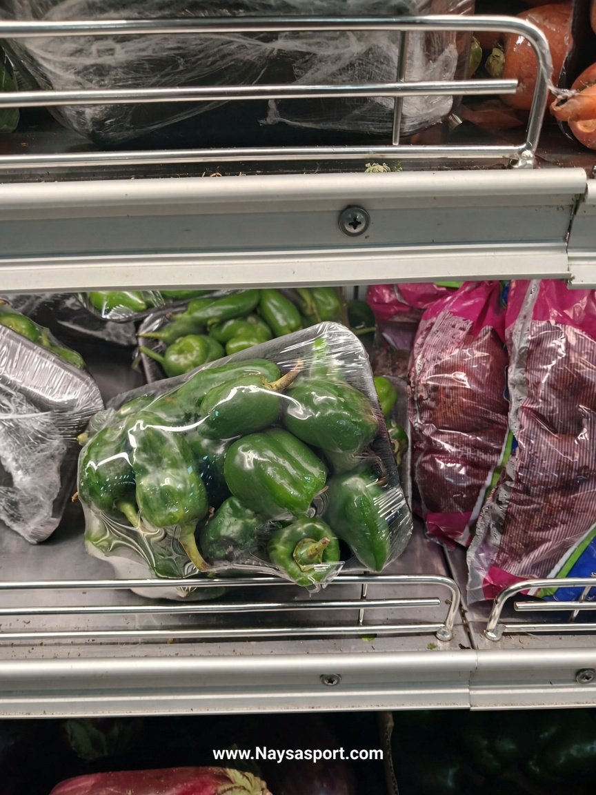 Green Pepper Local (Price Per Kg) - fresh grocery product