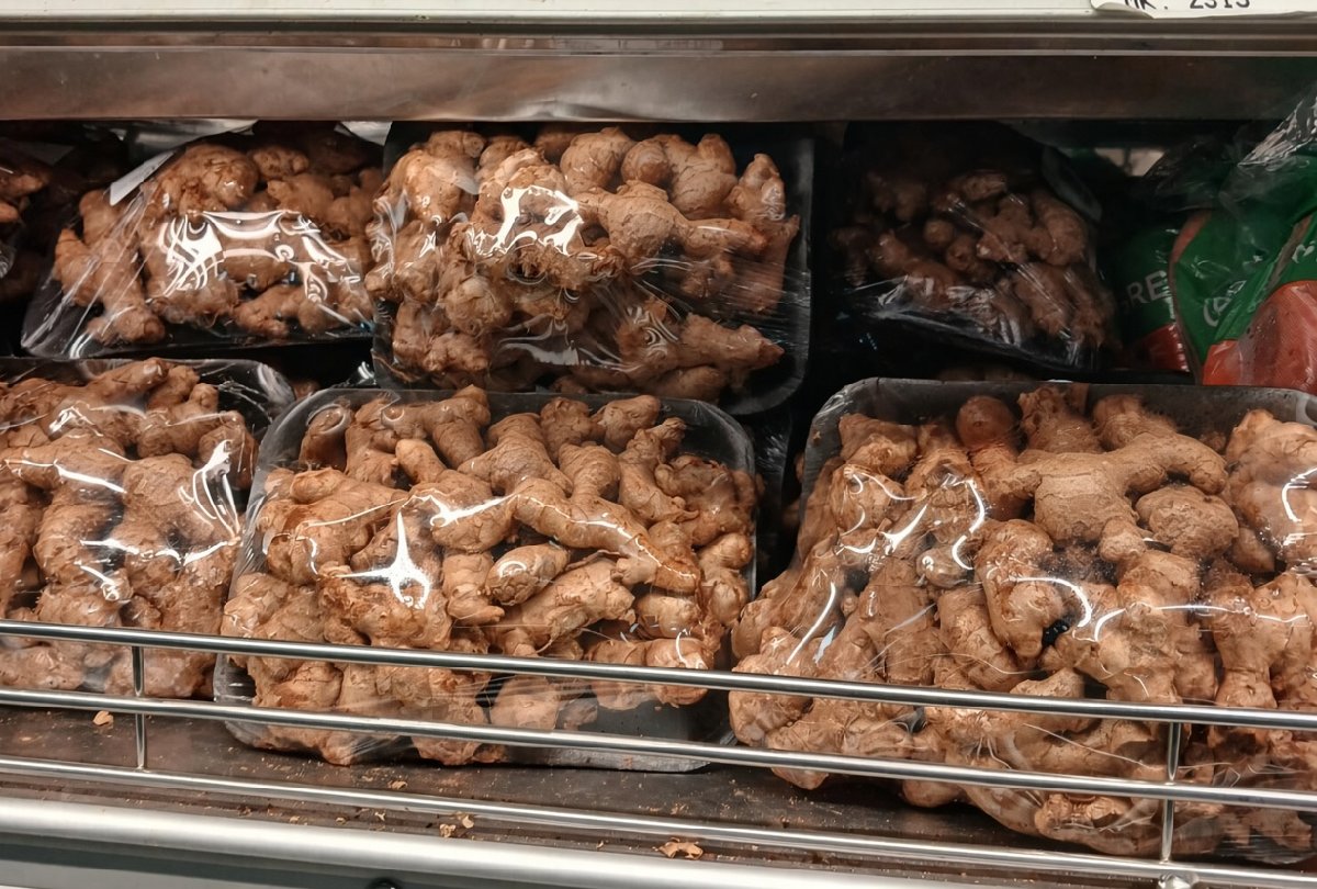 Ginger Local (Price Per Kg) - fresh grocery product